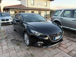 Nero Usata 2014 Mazda 3 Essence Tre volumi | 7900 € (Buon prezzo)