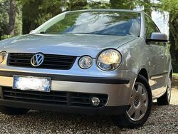 Grigio Usata 2003 VW Polo Tre volumi | 1500 € (Buon prezzo)