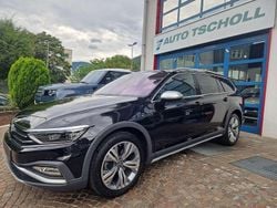 Deep black perleffekt Usata 2022 VW Passat Alltrack Station wagon | 34.900 € (Molto cara)