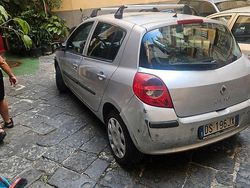 Grigio Usata 2008 Renault Clio II Due volumi | 2000 € (Buon prezzo)