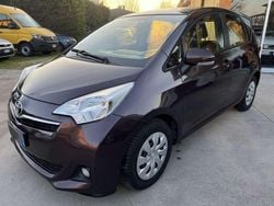 Bronzo Usata 2012 Toyota Verso-S Active Monovolume | 3900 € (Buon prezzo)