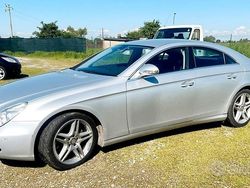 Grigio Usata 2005 Mercedes CLS350 Tre volumi | 8700 €