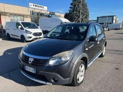 Grigio Usata 2012 Dacia Sandero Stepway Due volumi | 2690 € (Ottimo prezzo)