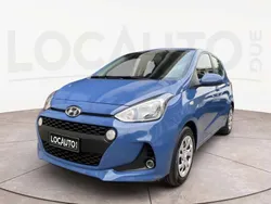 Blu Usata 2017 Hyundai i10 Classic Due volumi | 8490 € (Buon prezzo)