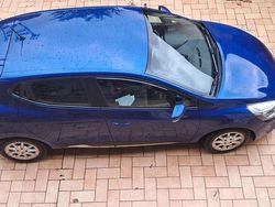 Blu/azzurro Usata 2019 Renault Clio IV Tre volumi | 9000 € (Ottimo prezzo)