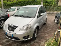 Argento Usata 2008 Lancia Musa Monovolume | 4600 € (Buon prezzo)