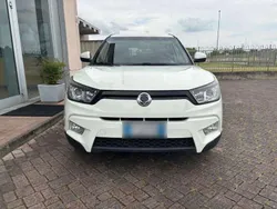 Bianco Usata 2015 Ssangyong Tivoli SUV | 6800 € (Super prezzo)