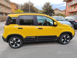 Giallo Nuova 2025 Fiat Panda S Tre volumi | 16.790 €