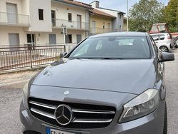 Grigio Usata 2013 Mercedes A180 Tre volumi | 11.000 €