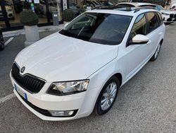 Bianco Usata 2013 Skoda Octavia Ambition Station wagon | 8900 € (Molto cara)