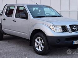 Grigio Usata 2008 Nissan Navara Pick-up | 6500 € (Buon prezzo)