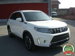 Bianco Usata 2022 Suzuki Vitara SUV | 26.200 € (Molto cara)