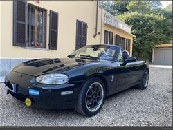 Verde Usata 1998 Mazda MX5 Cabrio | 12.000 € (Molto cara)