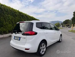 Bianco Usata 2013 Opel Zafira Monovolume | 5900 € (Ottimo prezzo)