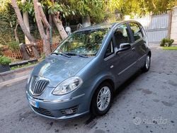 Grigio Usata 2012 Lancia Musa Monovolume | 5300 € (Buon prezzo)