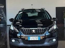 Nero Usata 2017 Peugeot 2008 SUV | 11.990 € (Cara)
