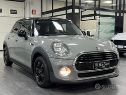 Grigio Usata 2017 Mini Cooper D Hype Due volumi | 12.900 € (Buon prezzo)