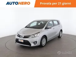 Argento Usata 2014 Toyota Verso Active Monovolume | 9699 € (Buon prezzo)
