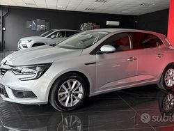 Grigio Usata 2020 Renault Mégane IV Business Tre volumi | 12.500 € (Ottimo prezzo)