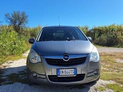 Usata 2013 Opel Agila Due volumi | 5800 € (Cara)