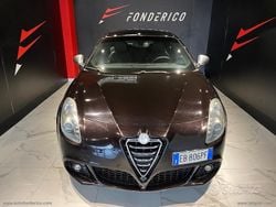 Usata 2010 Alfa Romeo Giulietta Distinctive Tre volumi | 6500 € (Buon prezzo)