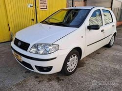 Bianco Usata 2006 Fiat Punto Active Tre volumi | 2100 € (Buon prezzo)