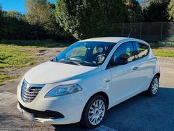 Bianco Usata 2012 Lancia Ypsilon Silver Due volumi | 4990 € (Buon prezzo)