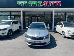 Argento Usata 2017 Skoda Fabia Design Edition Due volumi | 9900 € (Cara)