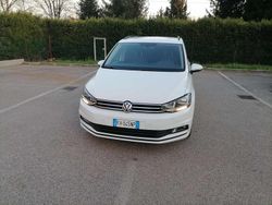 Bianco Usata 2017 VW Touran Executive Monovolume | 12.300 € (Cara)