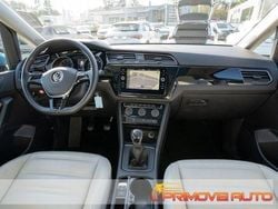 Azzurro Usata 2021 VW Touran Business Monovolume | 28.900 € (Cara)