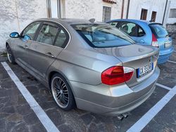 Argento Usata 2008 BMW 325 Tre volumi | 2800 € (Super prezzo)