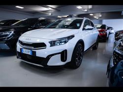 Grigio chiaro Usata 2022 Kia XCeed Style SUV | 23.900 € (Molto cara)