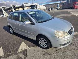 Other Usata 2008 VW Polo Tre volumi | 2800 € (Buon prezzo)