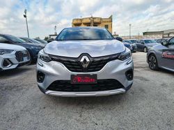 Grigio Usata 2024 Renault Captur Techno SUV | 17.800 € (Buon prezzo)
