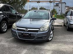 Grigio Usata 2004 Opel Astra Cosmo Tre volumi | 1500 € (Ottimo prezzo)
