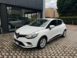 Bianco Usata 2019 Renault Clio IV Life Tre volumi | 11.600 € (Buon prezzo)