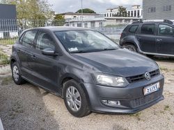 Grigio Usata 2011 VW Polo Trendline Tre volumi | 7500 € (Buon prezzo)