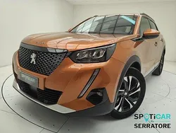 Arancione Usata 2021 Peugeot 2008 Allure SUV | 15.486 € (Buon prezzo)