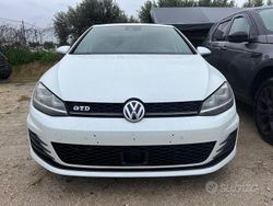 Bianco Usata 2015 VW Golf Business Tre volumi | 15.900 € (Buon prezzo)