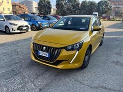 Giallo Usata 2021 Peugeot 208 Active Due volumi | 12.490 € (Buon prezzo)