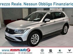 Argento Usata 2022 VW Tiguan Life SUV | 24.400 € (Ottimo prezzo)