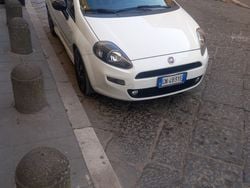 Bianco Usata 2013 Fiat Punto Due volumi | 5600 € (Buon prezzo)
