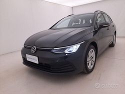 Grigio Usata 2022 VW Golf VIII Life Station wagon | 15.990 € (Super prezzo)