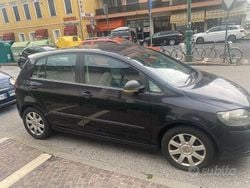Nero Usata 2007 VW Golf Plus Cross Monovolume | 1650 € (Buon prezzo)