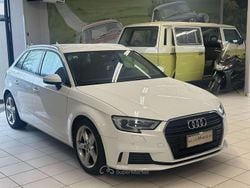 Bianco Usata 2016 Audi A3 Sport Tre volumi | 13.500 € (Buon prezzo)