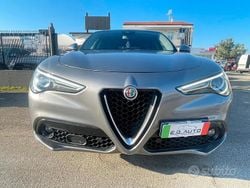 Grigio Usata 2018 Alfa Romeo Stelvio Super SUV | 16.990 € (Buon prezzo)