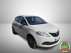 Grigio Usata 2018 Lancia Ypsilon Gold Due volumi | 9650 € (Buon prezzo)
