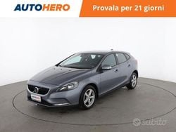 Grigio Usata 2017 Volvo V40 Tre volumi | 13.299 € (Buon prezzo)