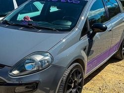 Grigio Usata 2011 Fiat Punto Evo Due volumi | 5900 € (Molto cara)