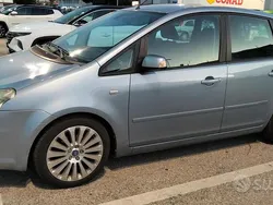 Usata 2007 Ford C-MAX Titanium Monovolume | 2490 € (Buon prezzo)